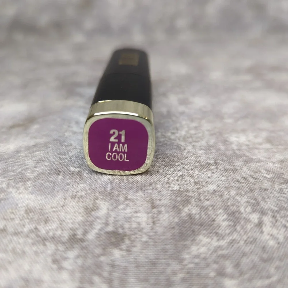 Milani I AM COOL #21 Matte BOLD Discontinued NEW